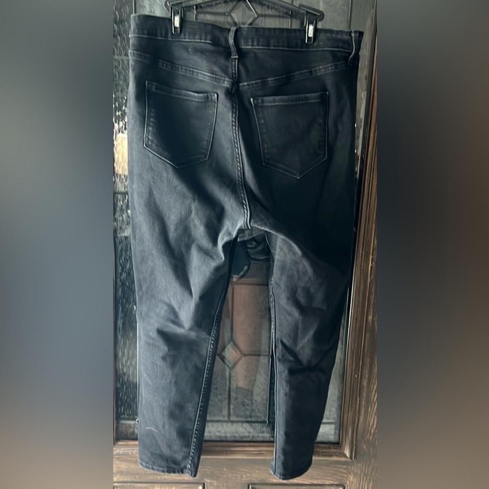 Old Navy Rockstar Black Wash Hi-Rise Skinny Stretch Jeans - Picture 5 of 6